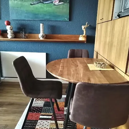 Апартаменты Waldeslust Warmbad Mit Balkon Und Privatem Parkplatz