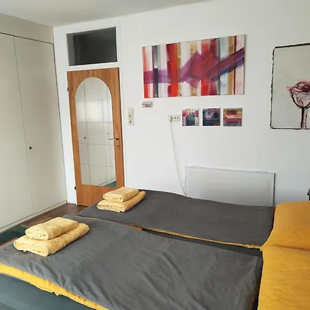 Waldeslust Warmbad Mit Balkon Und Privatem Parkplatz * フィラハ