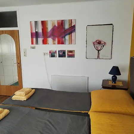 Waldeslust Warmbad Mit Balkon Und Privatem Parkplatz Филлах